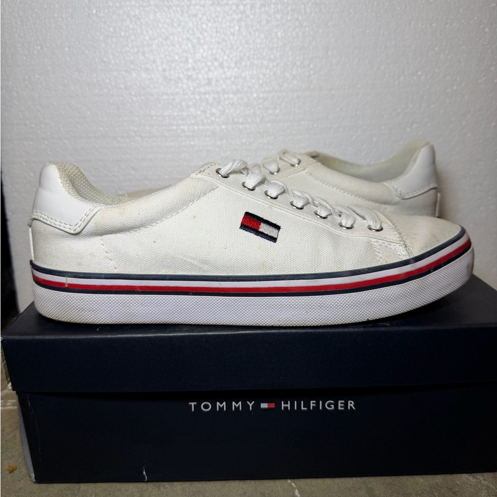 women’s tommy hilfiger sneakers